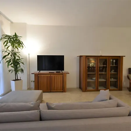 Bacchiglione Garden View By Interhome Lägenhet Milano